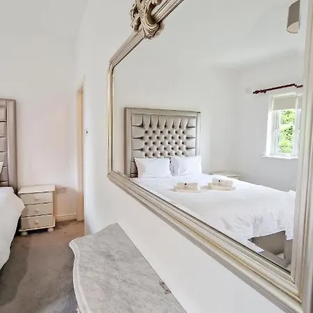 Stylish 3 Bedroom House Galway